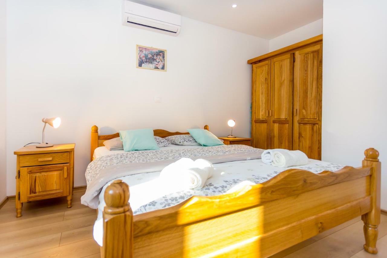 Apartmani Rebac Gata Екстер'єр фото