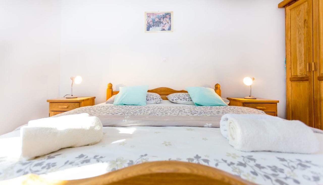 Apartmani Rebac Gata Екстер'єр фото