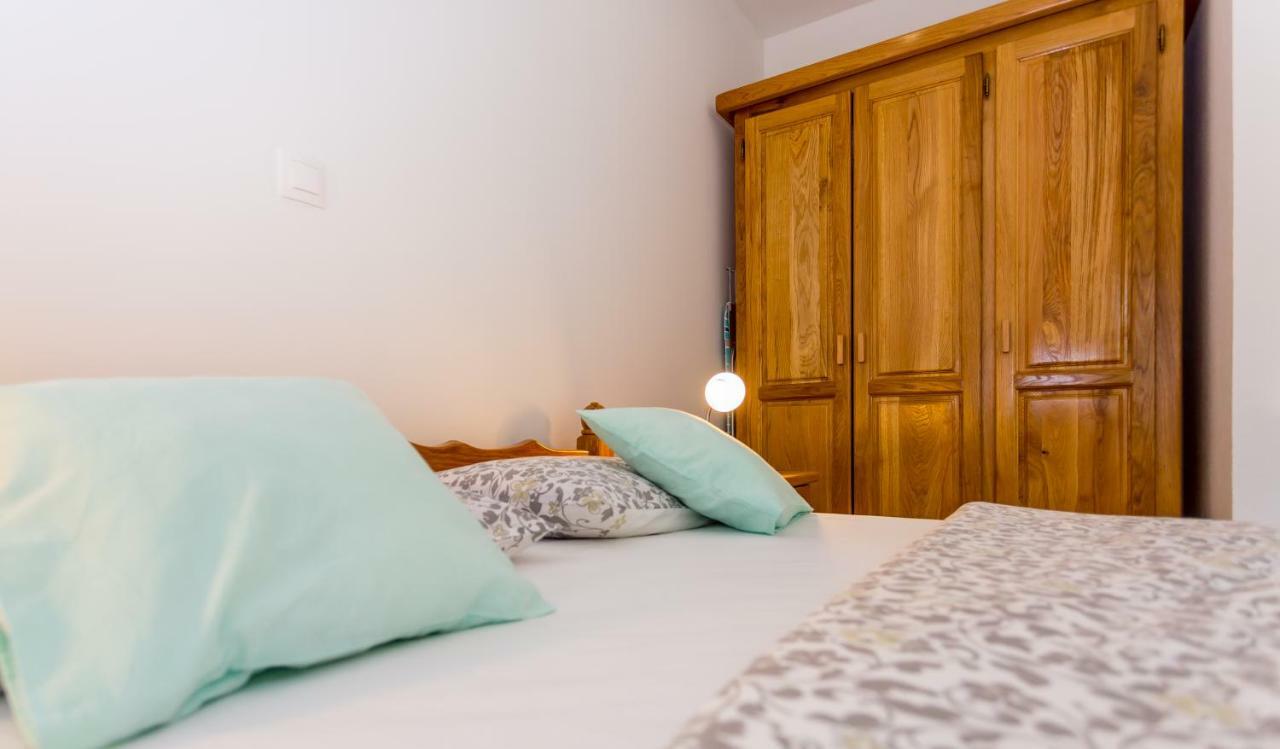 Apartmani Rebac Gata Екстер'єр фото