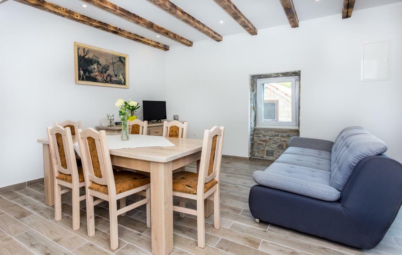 Apartmani Rebac Gata Екстер'єр фото